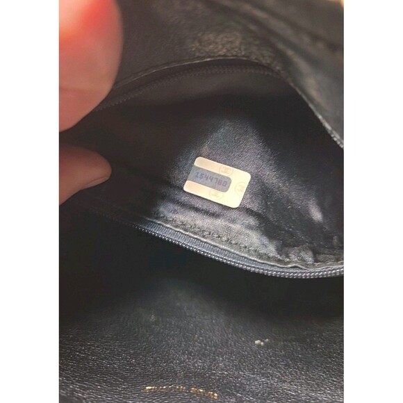 Coco Chanel Black Quilted Leather Iconic Handbag - Picture 13 of 16